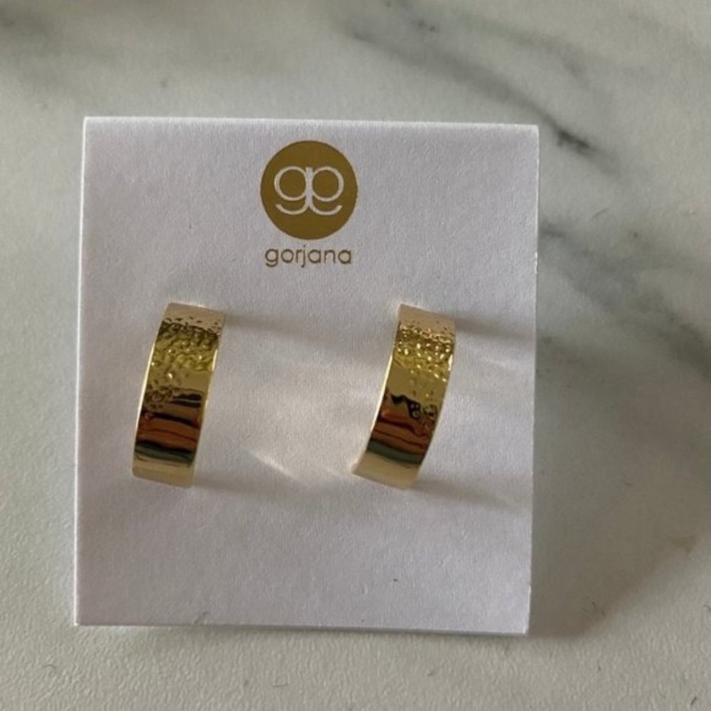 Gorjana Shaye 18k gold hammered half hoop earrings - Picture 4 of 4